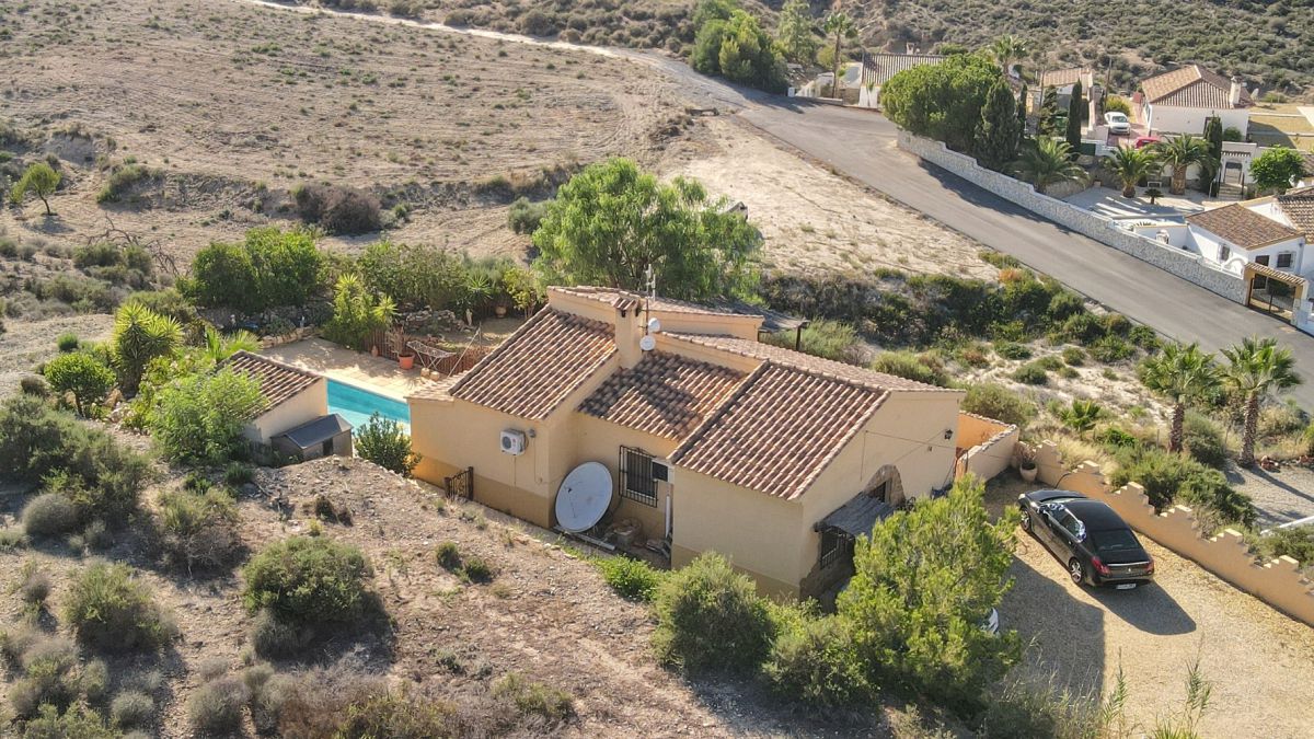 Villa con piscina , Arboleas