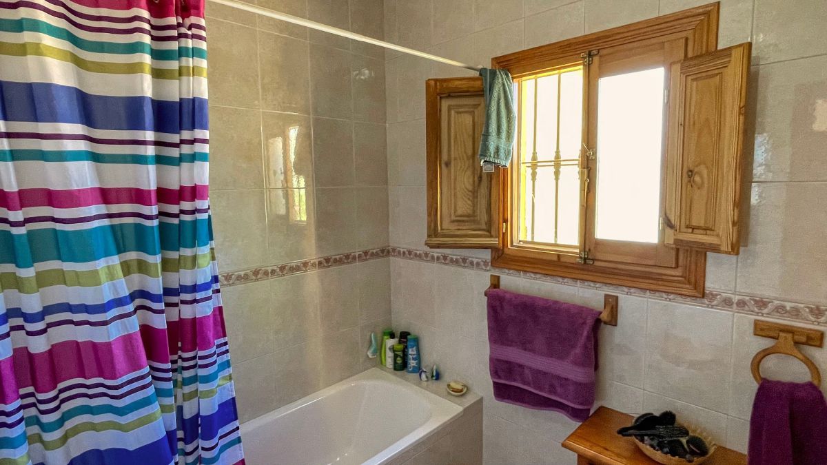 Villa con piscina , Arboleas