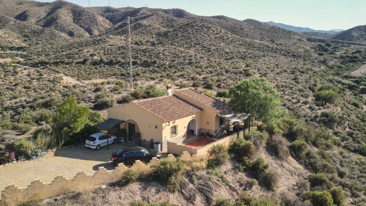 Villa con piscina , Arboleas