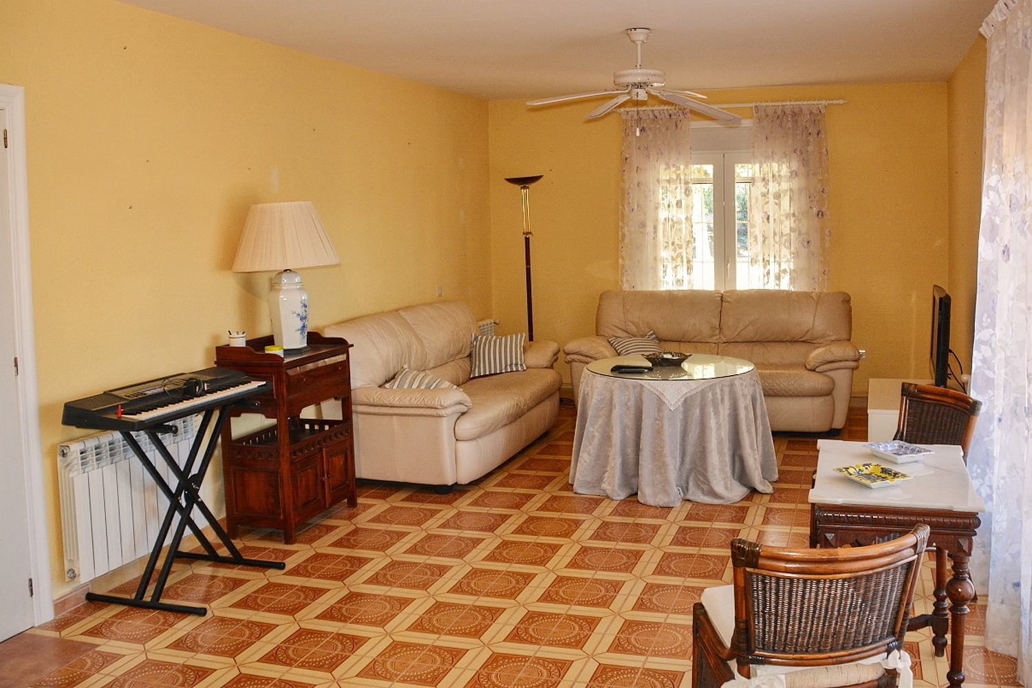 Espacioso Chalet con piscina privada, Lubrin