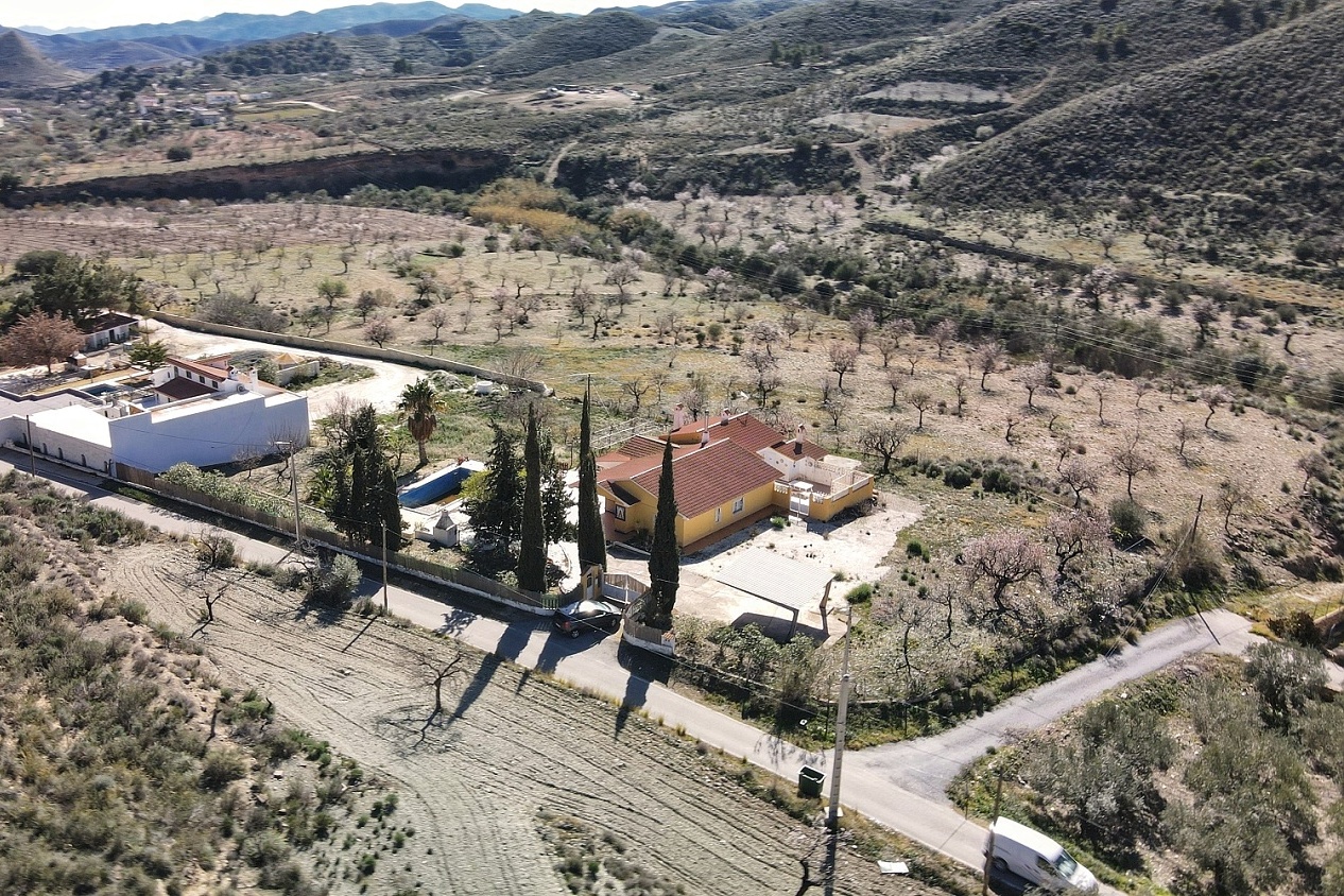 Espacioso Chalet con piscina privada, Lubrin