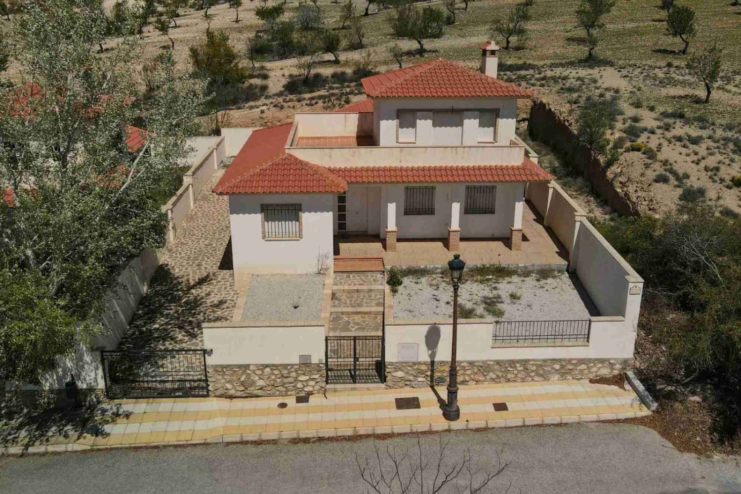 Villa 4 dormitorios, Oria, Almería