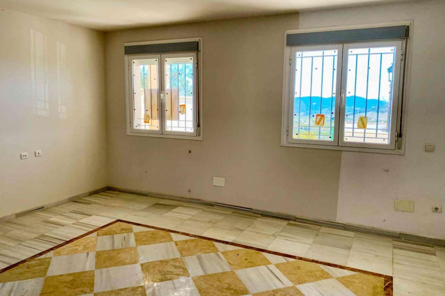 Villa 4 dormitorios, Oria, Almería