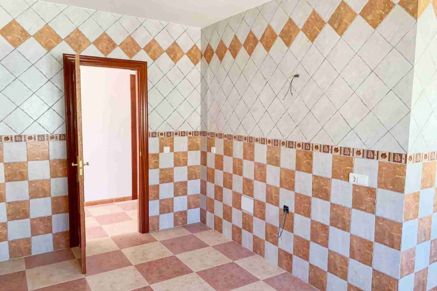 Villa 4 dormitorios, Oria, Almería
